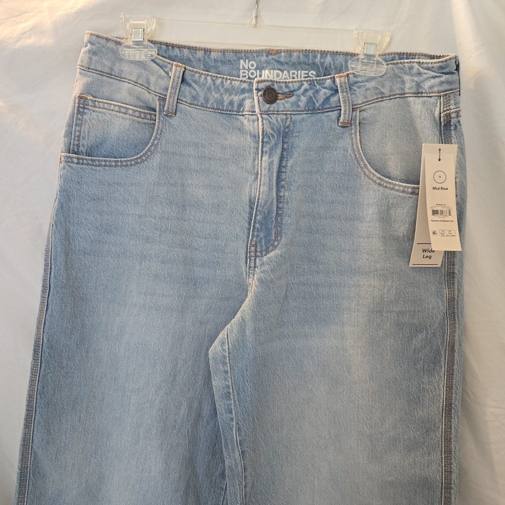 No Boundaries Women's Wide Leg Denim Jeans Light Enzyme With Tint Size 12 NWT - Picture 3 of 14